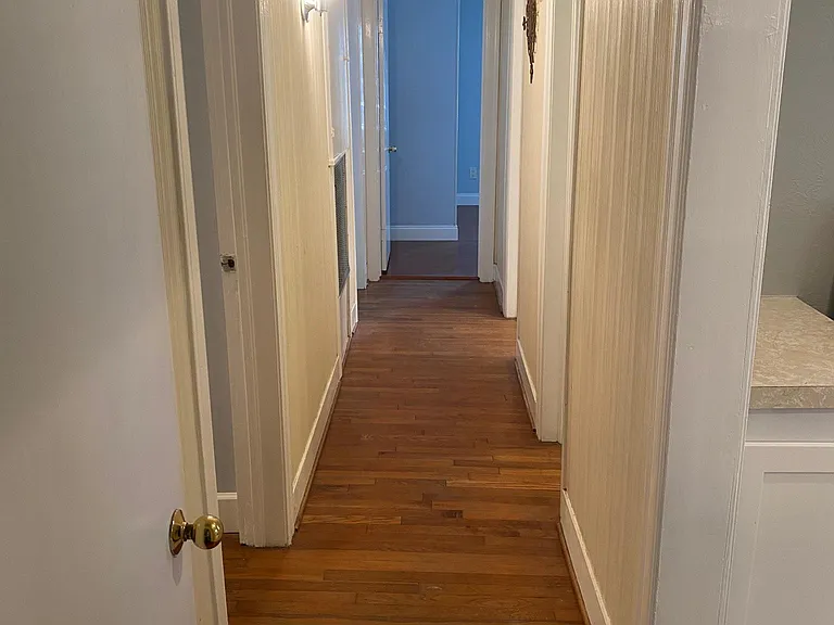 4517 Avenue S — Photo 12