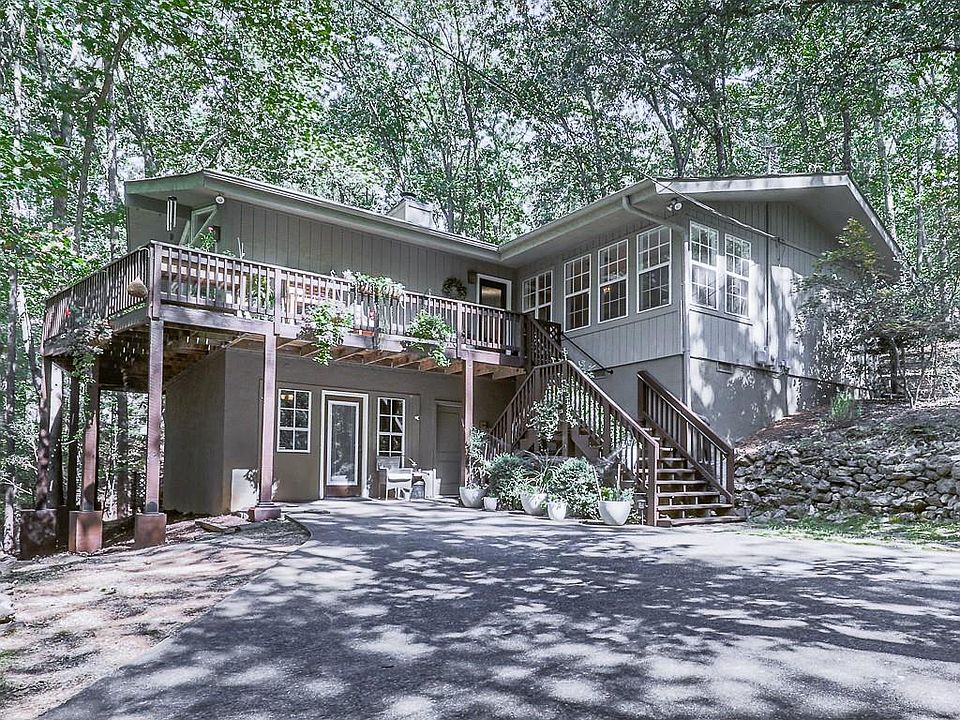1st image of 321 Hillside Dr