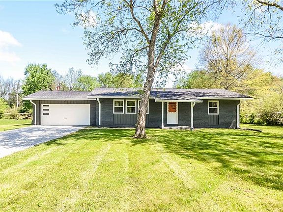 2nd image of 3234 Vincz Dr