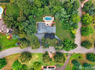7 Darien Ct, Colts Neck, NJ 07722