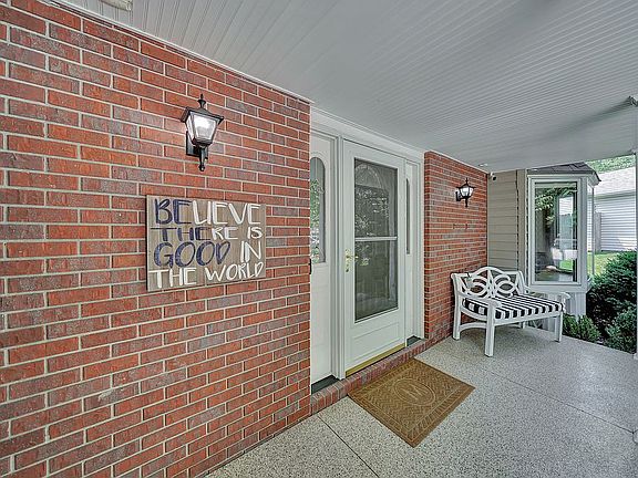 5th image of 7221 Braumfield Cir
