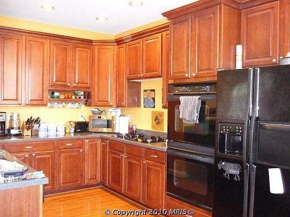 5th image of 4848 Waltonshire Cir