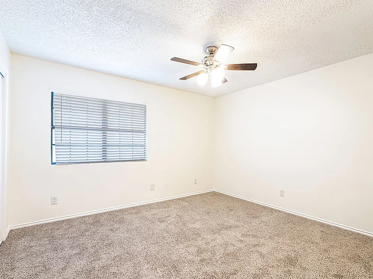 12125 El Sendero St #12125 — Photo 2