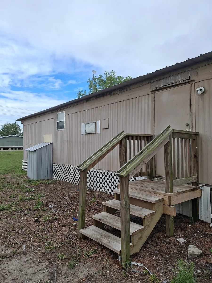 Building Photo - 600 SW 38th Ave #62
