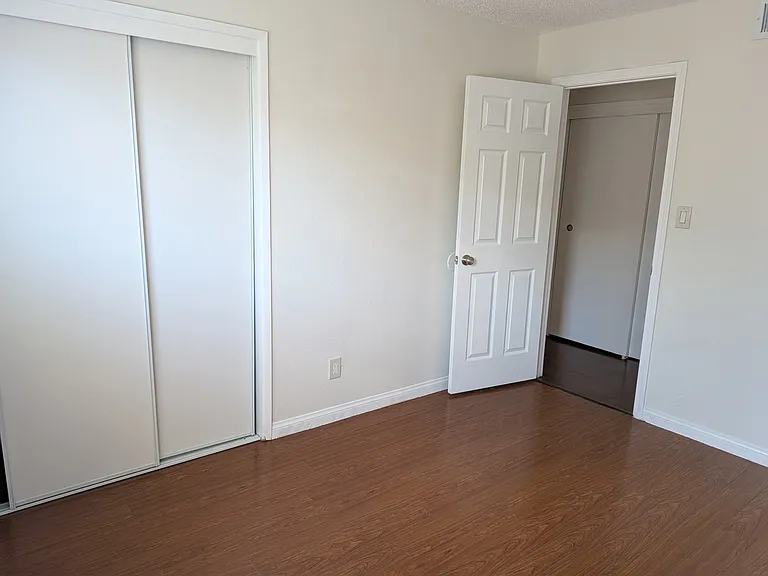 10141 De Soto Way — Photo 9