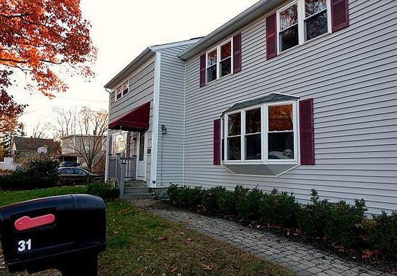 2nd image of 31 Klondike Ave