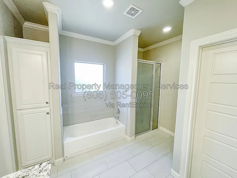 4907 Jarvis St — Photo 15