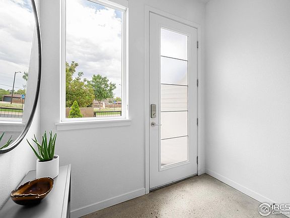 4th image of 225 Green Leaf St #5