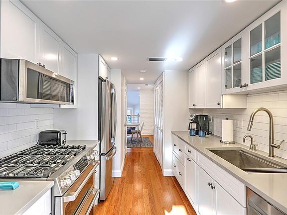 5th image of 76 Seabreeze Ln #76