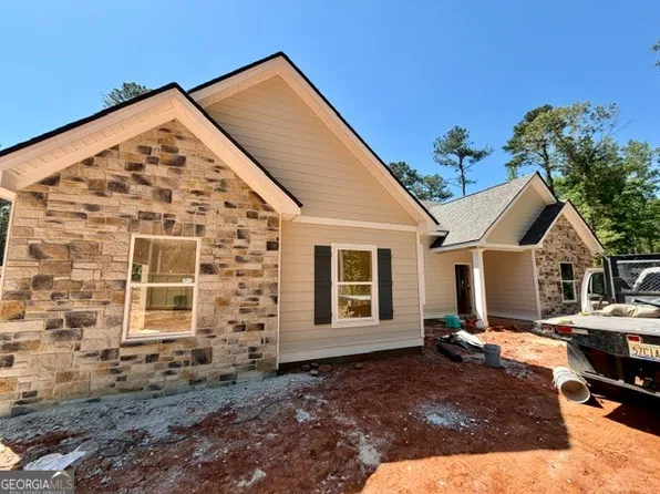 50 Pineland Dr #11, Greenville, GA 30222