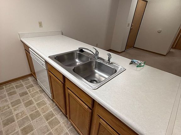 4th image of 1120 5th St APT 2