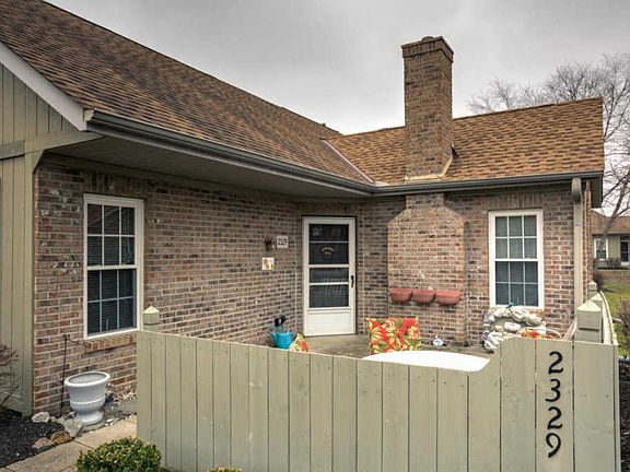2nd image of 2329 Willowside Ln