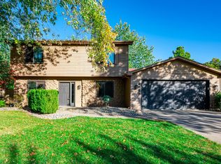 3823 Blythewood Pl, Fort Wayne, IN 46804