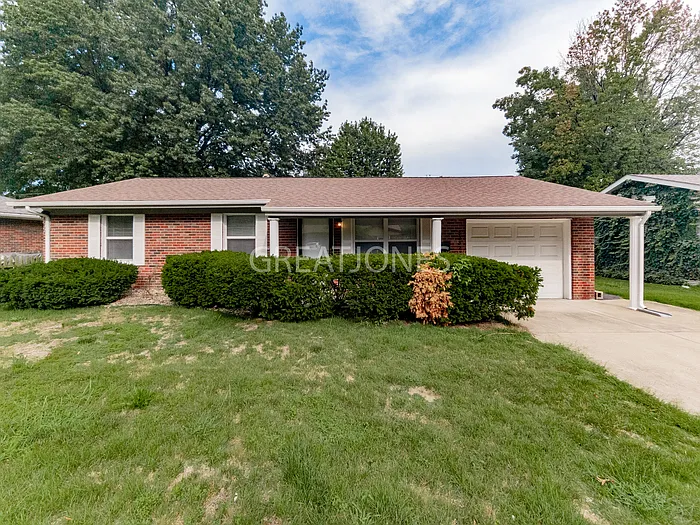 3232 Willow Ave photo 1