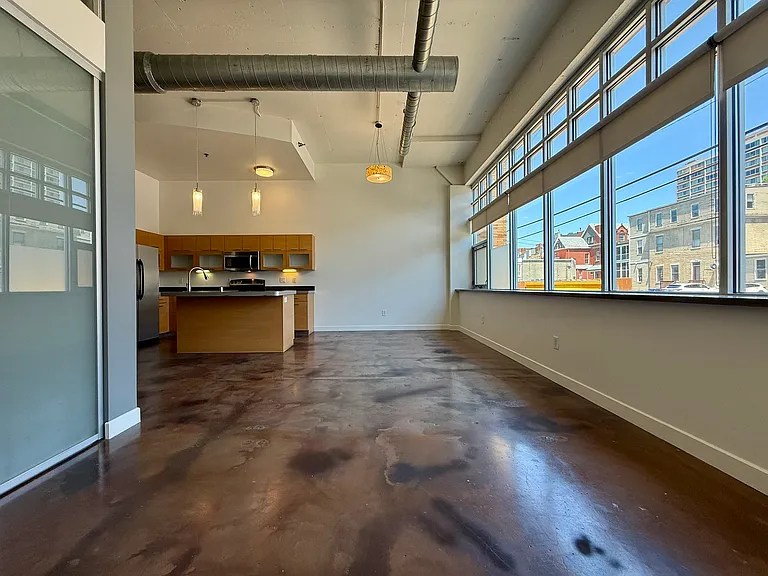 Central Park Lofts — Photo 52