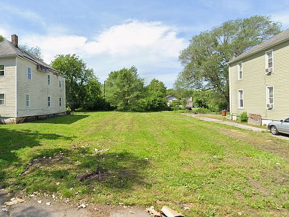 3rd image of 3312 Market St