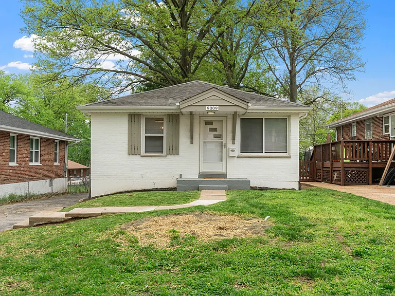 9009 Gedde Ave — Photo 36