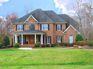 8403 Oakchester Ct, Oak Ridge, NC 27310