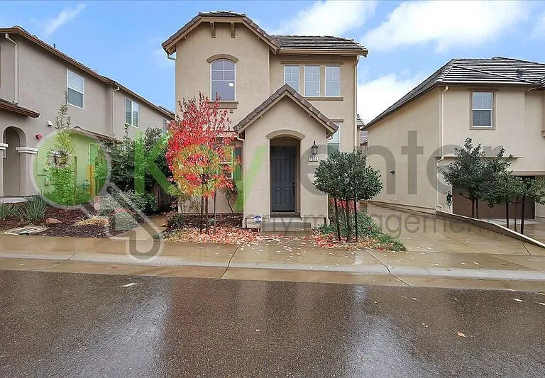 1374 Larkspur Dr — Photo 39