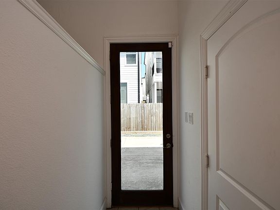 4th image of 1628 W 24th St