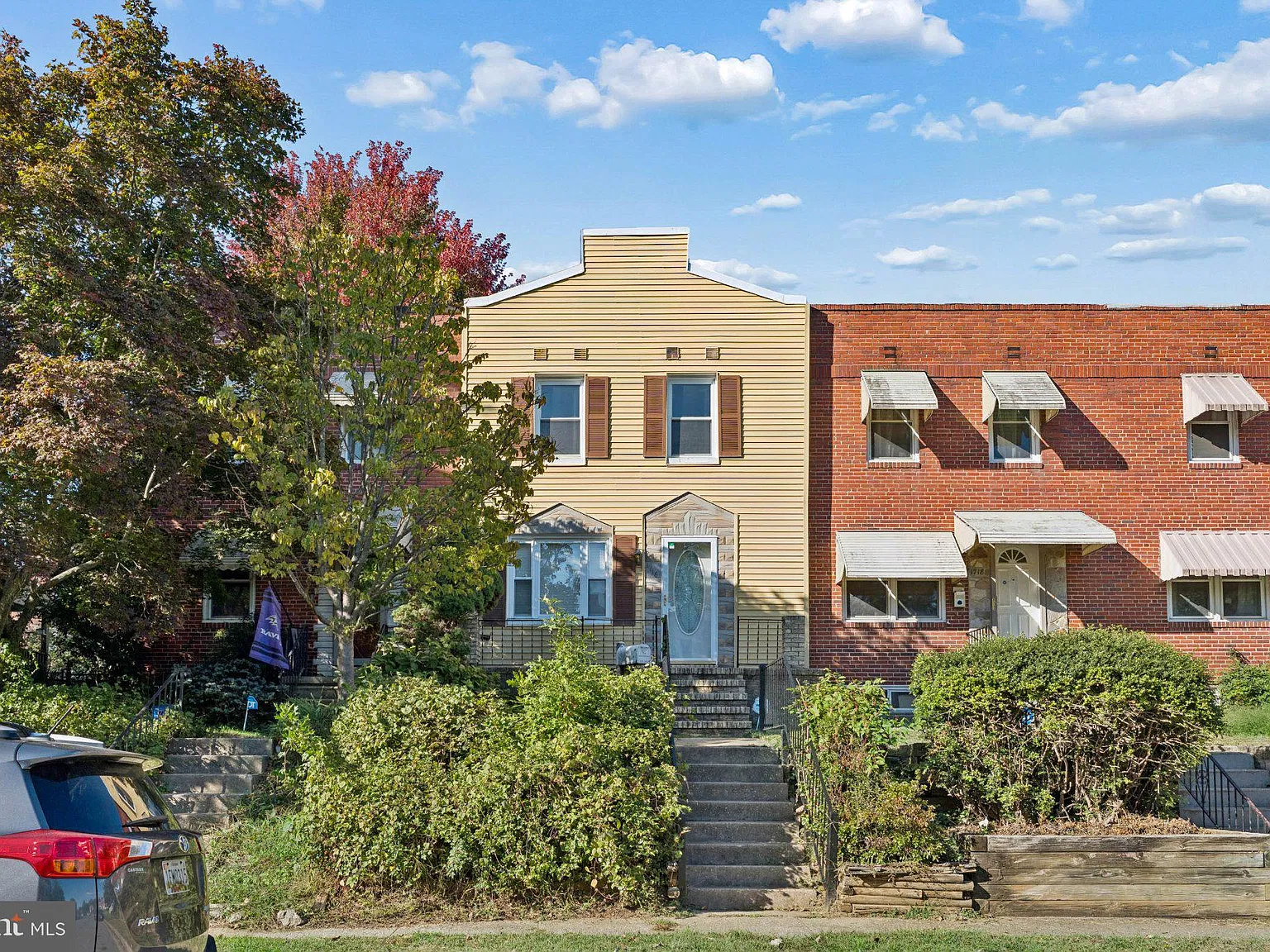 4 bed, 2.0 bath, 1530 sqft, $2,200 — Photo 3