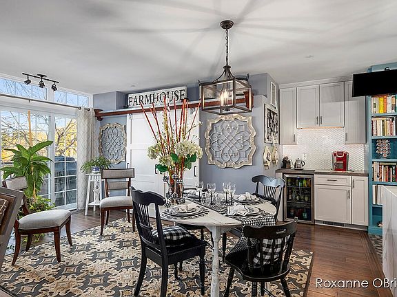 5th image of 600 7th St NW Unit 204