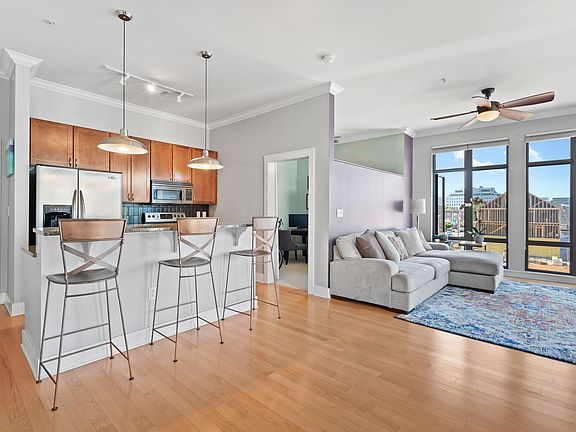4th image of 129 Walnut St Unit 311