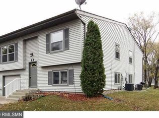 755 Sandhill Point Rd N, Hudson, WI 54016