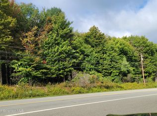 2 Dorantown Rd, Moscow, PA 18444