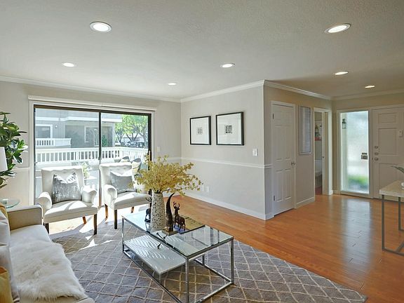 4th image of 551 E McKinley Ave #A