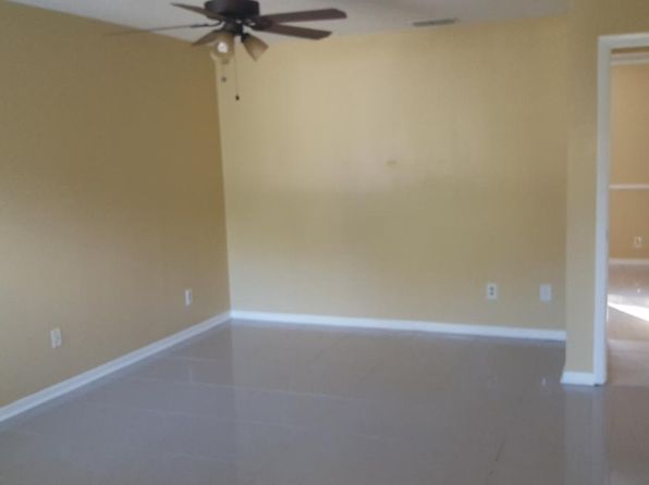 8586 Colony Pine Cir W