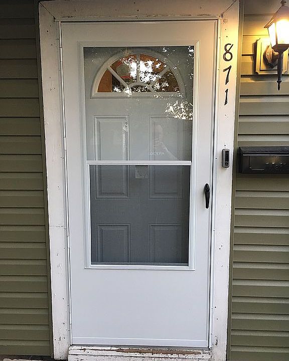 2nd image of 871 Saint Cletus Dr