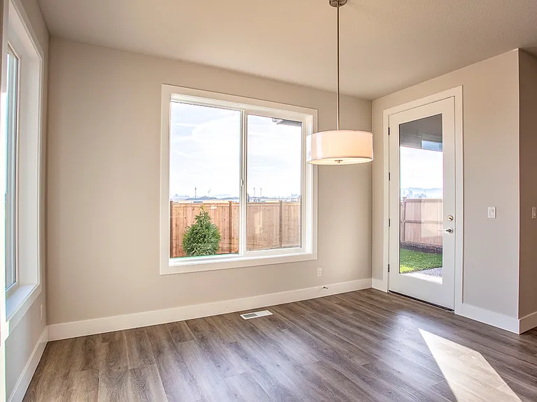 4132 SE 77th Ave — Photo 2