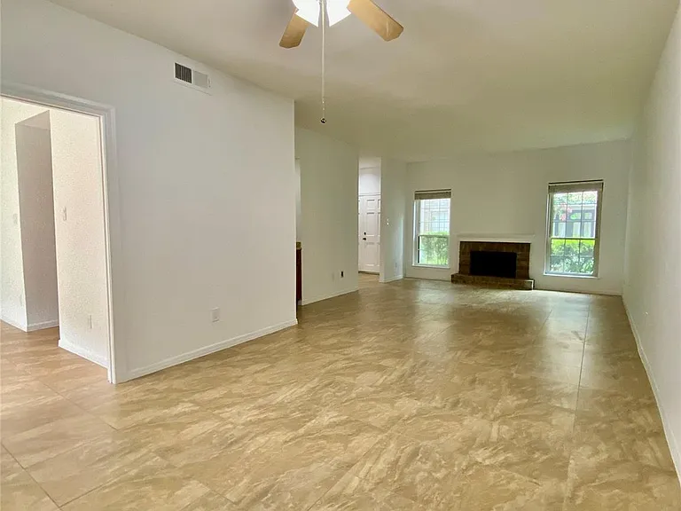 752 Augusta Dr #752 — Photo 6