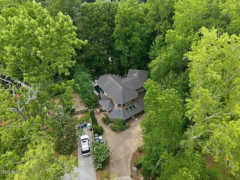 2828 Exeter Cir — Photo 55