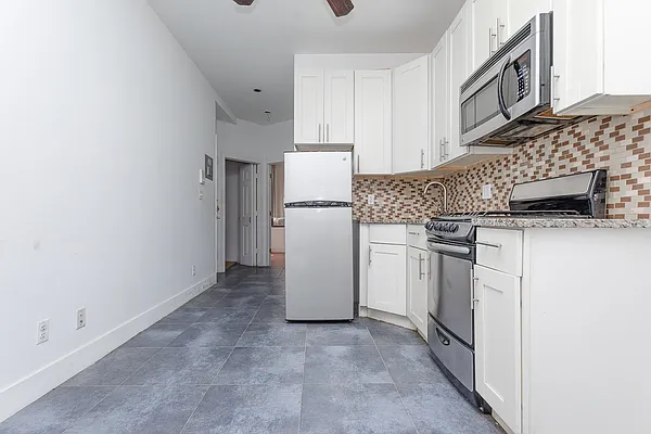 Rented by MySpaceNYC | media 30