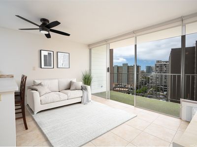 1414 Alexander St APT 802, Honolulu, HI, 96822