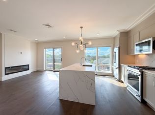 214 Market St #406, Boston, MA 02135