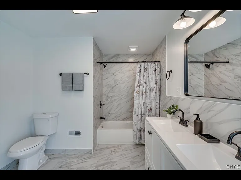 421 S Massey St — Photo 25