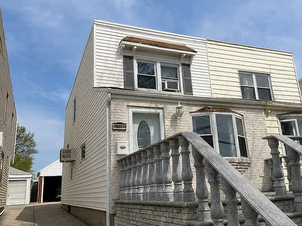 20213 33rd Ave, Flushing, NY 11361