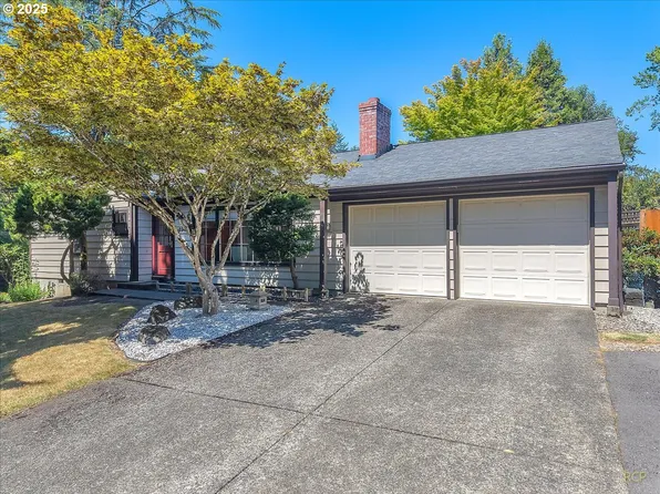 4941 SW 39th Dr, Portland, OR 97221