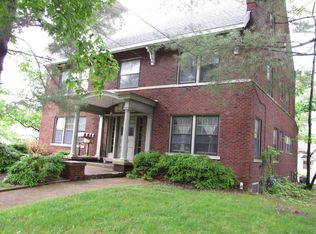 510 W Walnut St, Carbondale, IL 62901