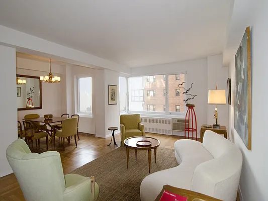 Sold by Sotheby's International Realty | media 11