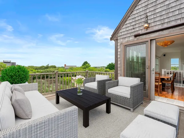 4 Berkley St, Nantucket, MA 02554