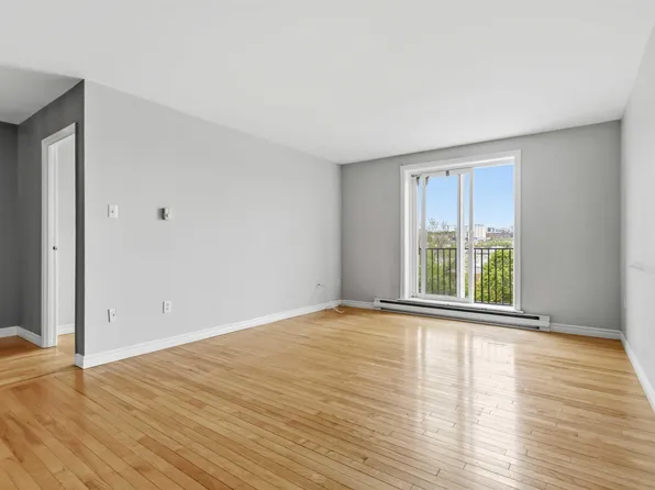 7 Jamieson St #323, Dartmouth, NS B3A 4L2