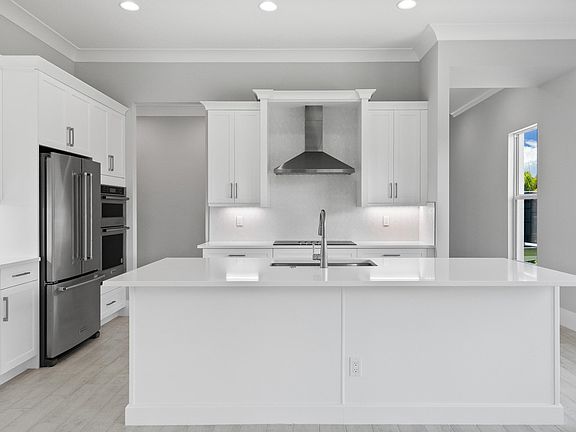 Kitchen 2147 Falls Circle