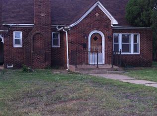 504 E 1st St, Shamrock, TX 79079