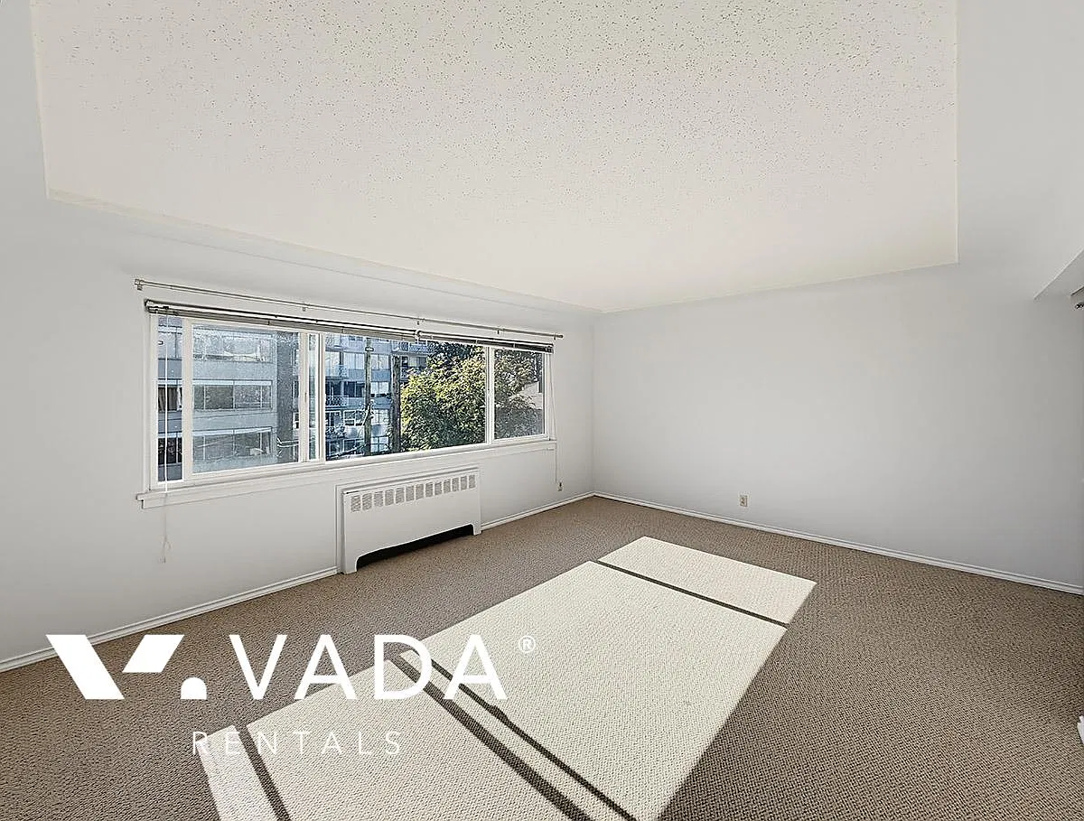 1208 Burnaby Street Vancouver — Photo 1