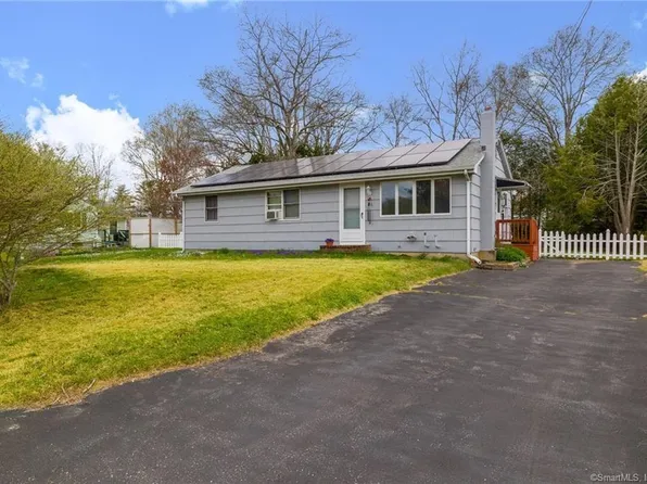 40 Toper Road, Plainfield, CT 06374