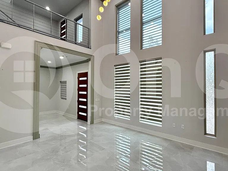 4707 Ruiz St — Photo 7